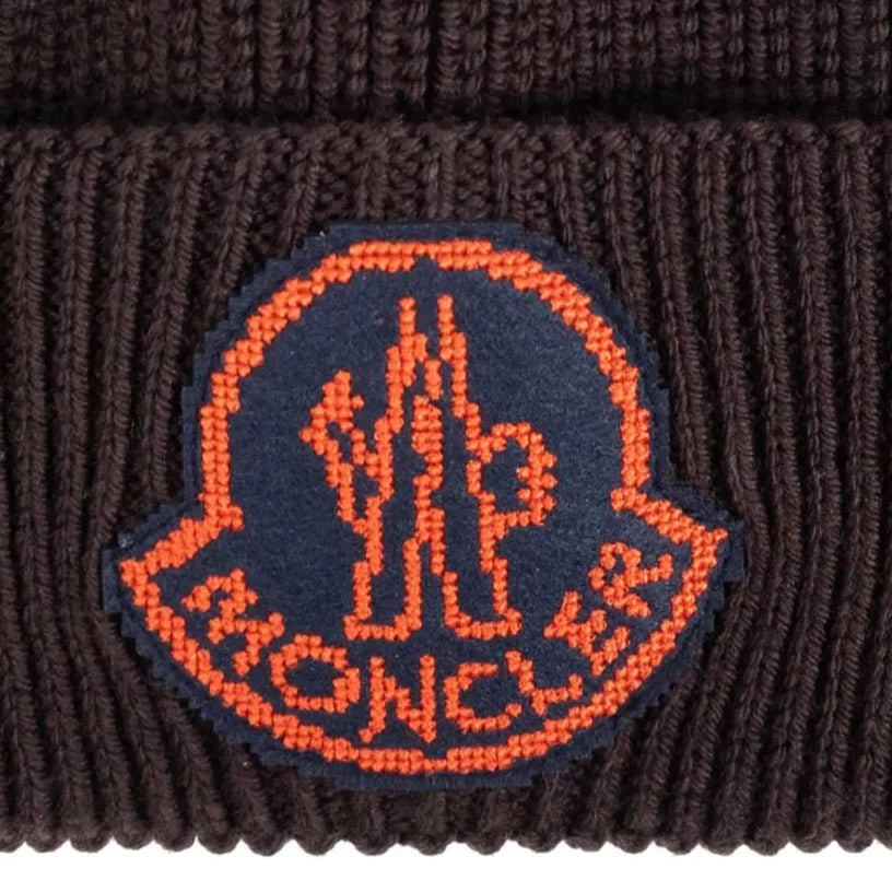 Moncler Logo-Patch Wool Beanie in Brown